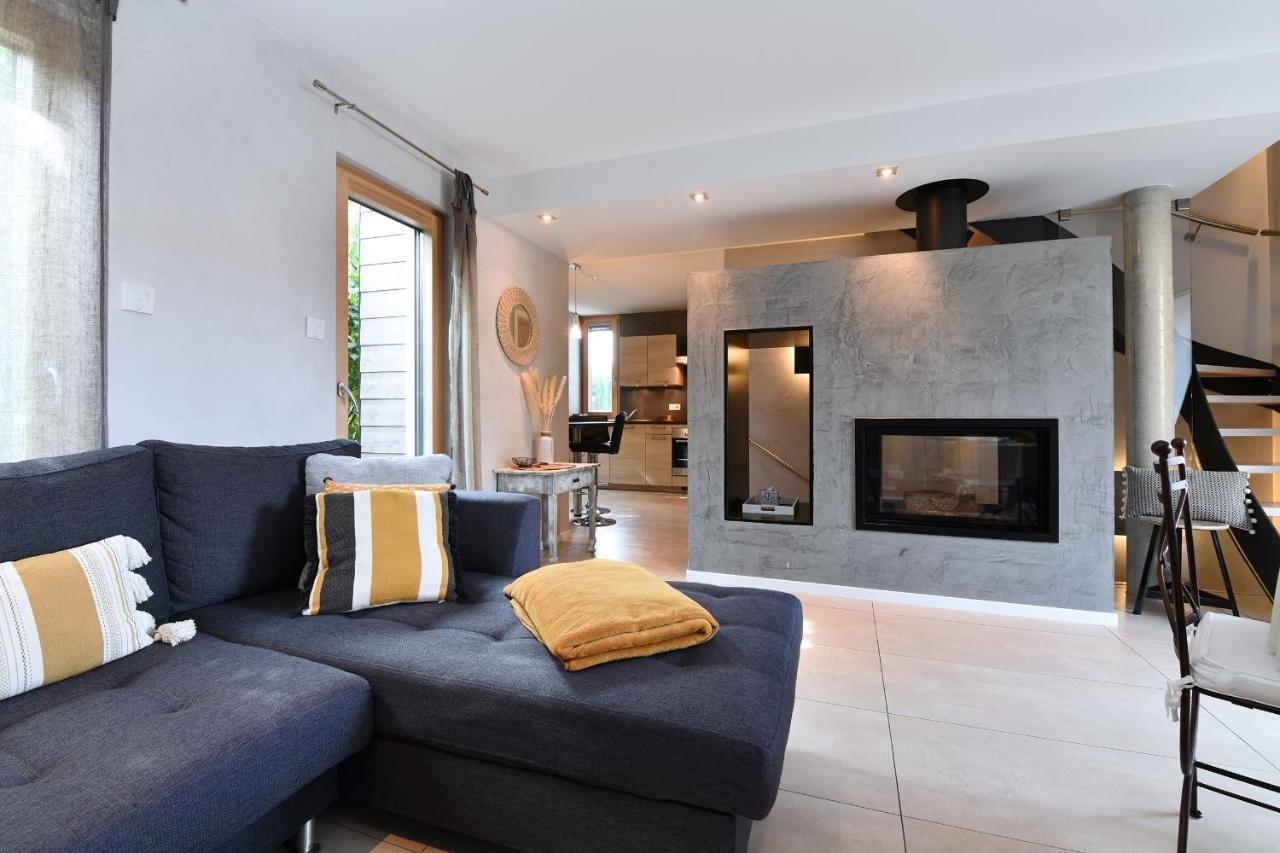 Gite Contemporain L'Hirondelle Guémar Exteriör bild